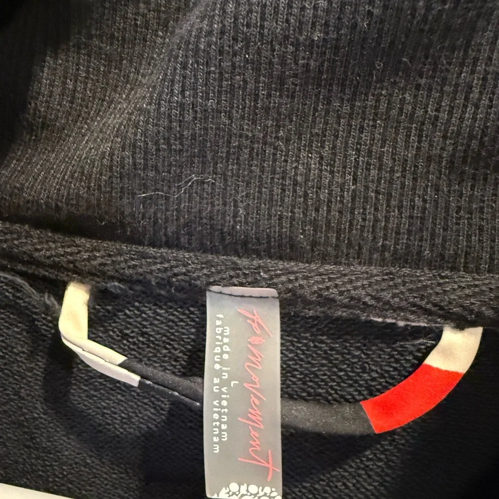 Free People Movement Pullover - L - Picture 3 of 3